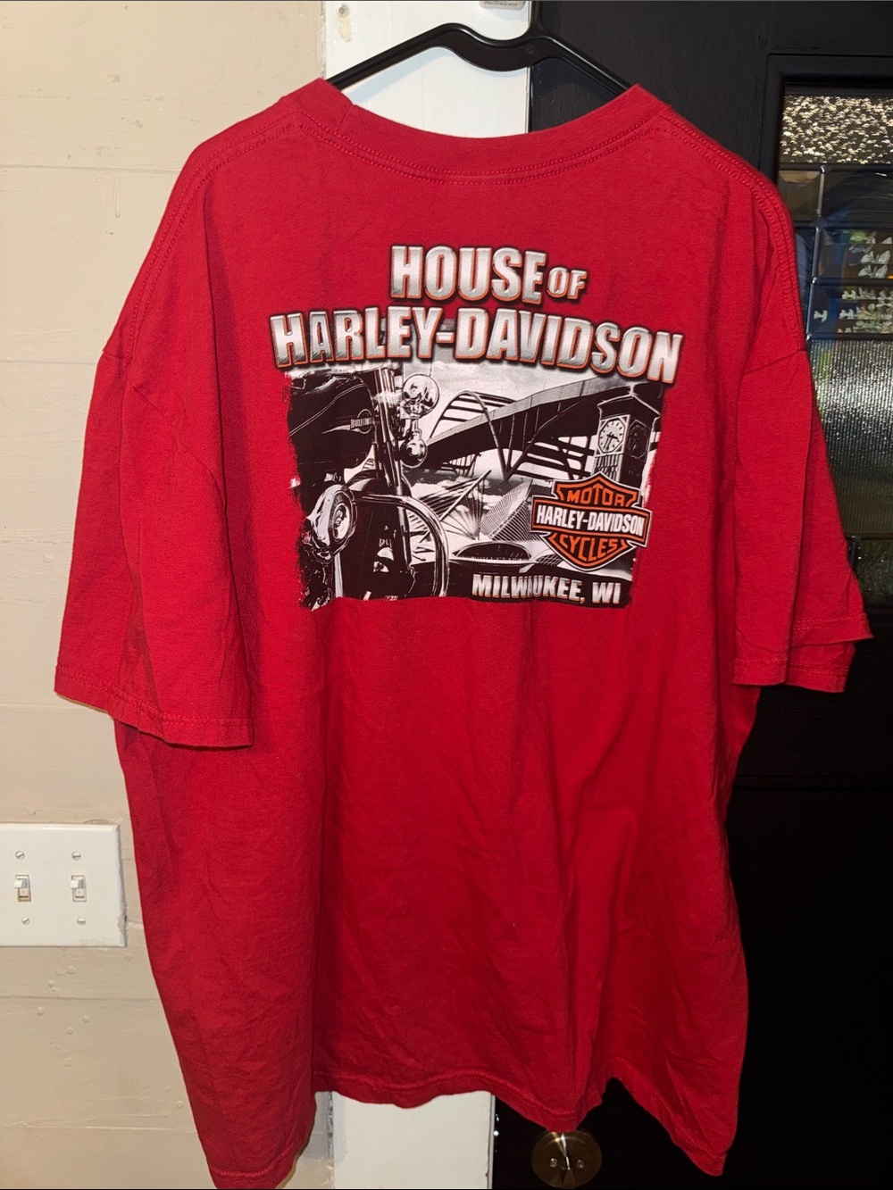 Harley-Davidson Red 'House of Harley-Davidson' Short Sleeve T-Shirt XL 2011